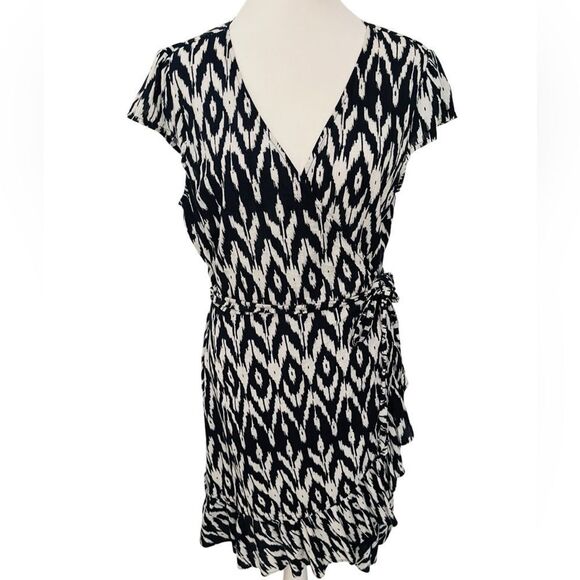 J by J Crew Black and White Patterned Wrap Dress size M. - Picture 1 of 7